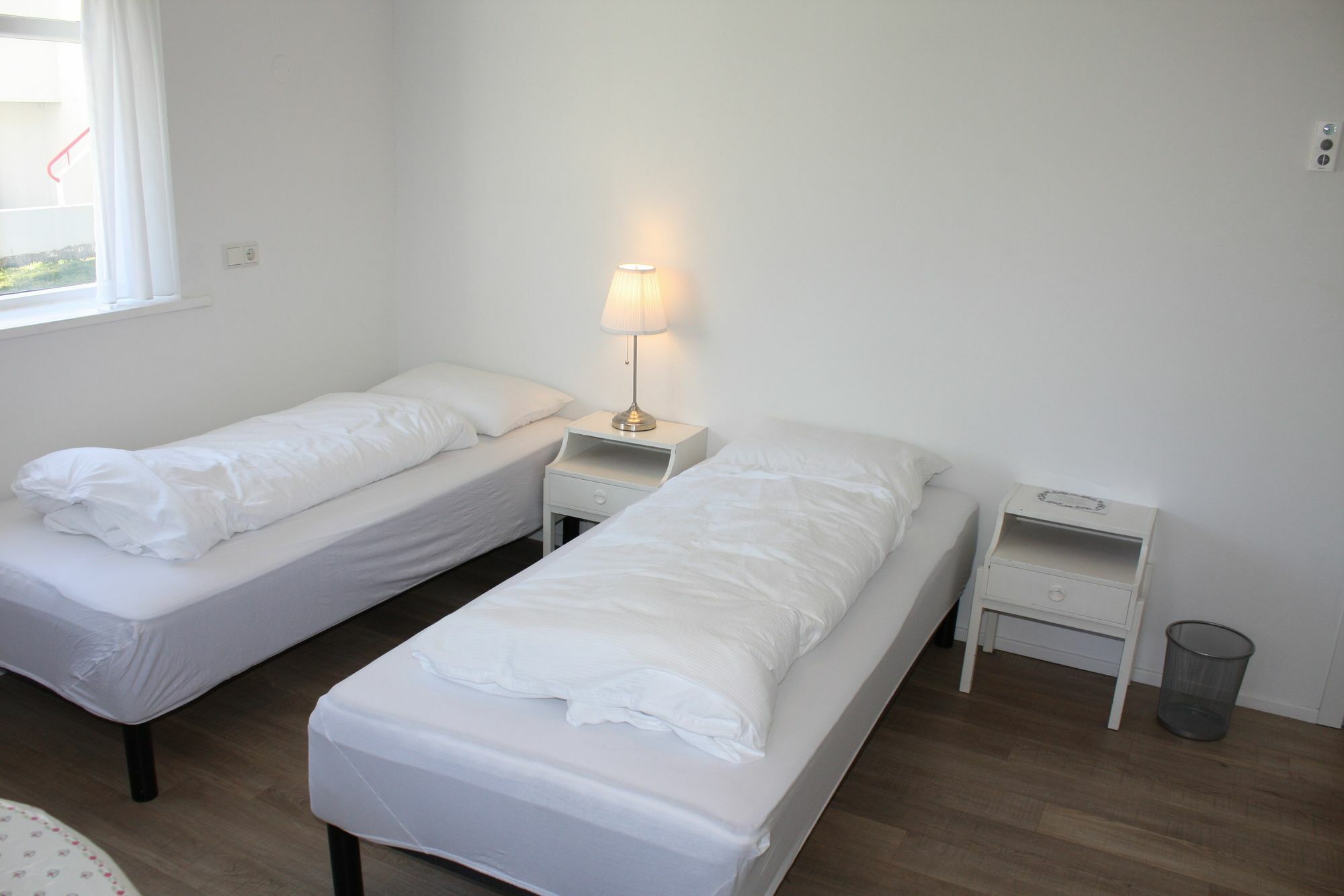 Brekkugata 33 Guesthouse آكيورِيْري المظهر الخارجي الصورة