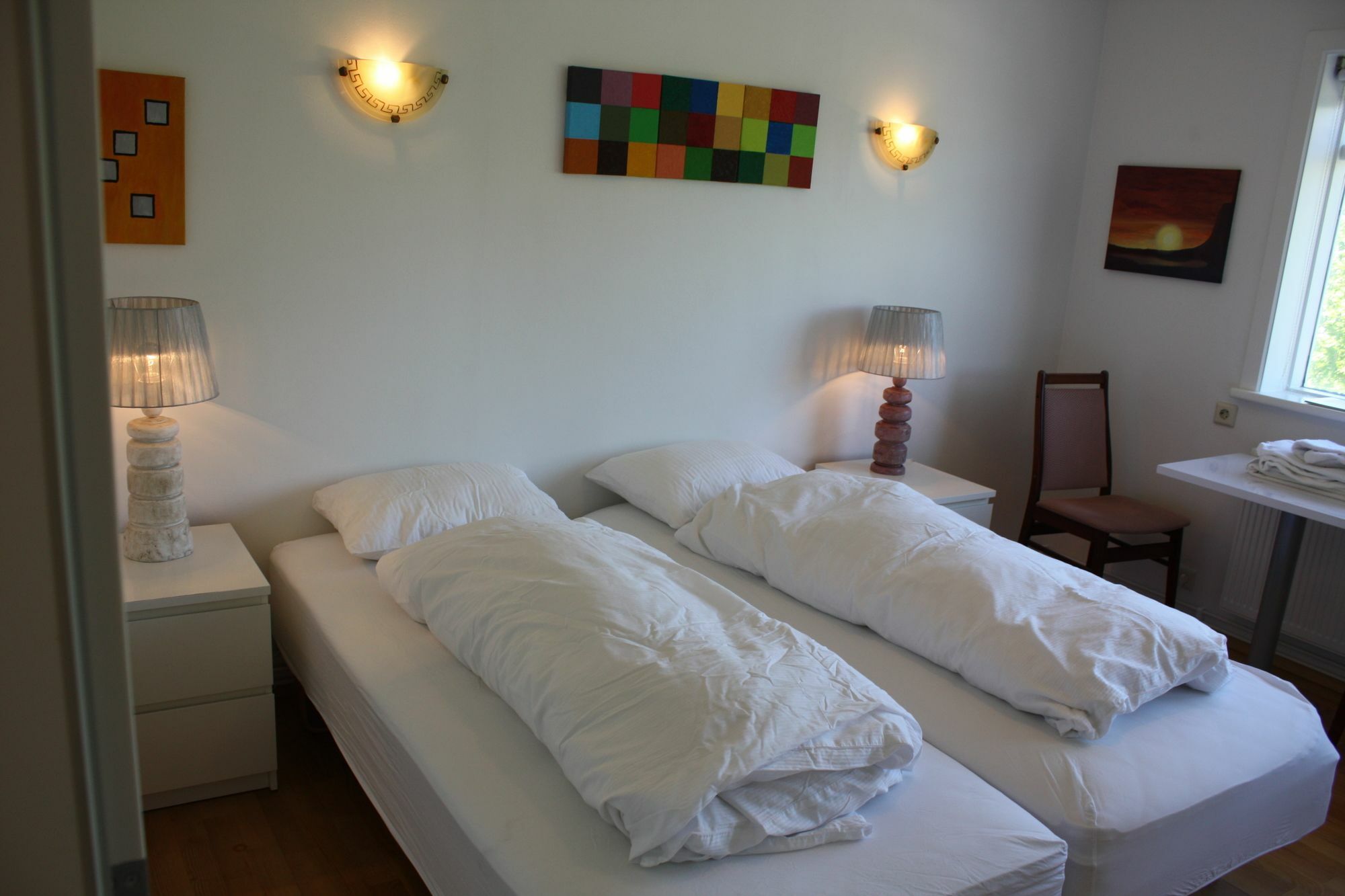 Brekkugata 33 Guesthouse آكيورِيْري المظهر الخارجي الصورة